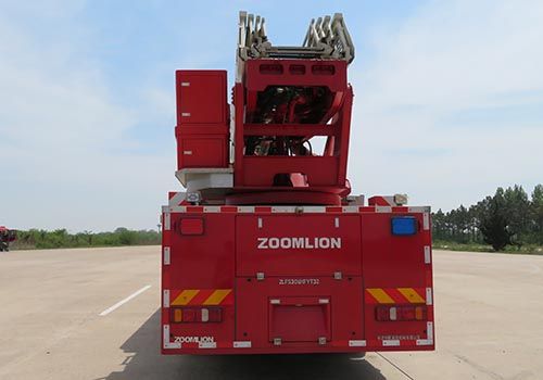ZLF5301JXFYT32型云梯消防車(chē)