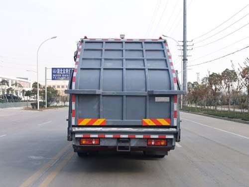 CSC5186ZYSEL6型壓縮式垃圾車